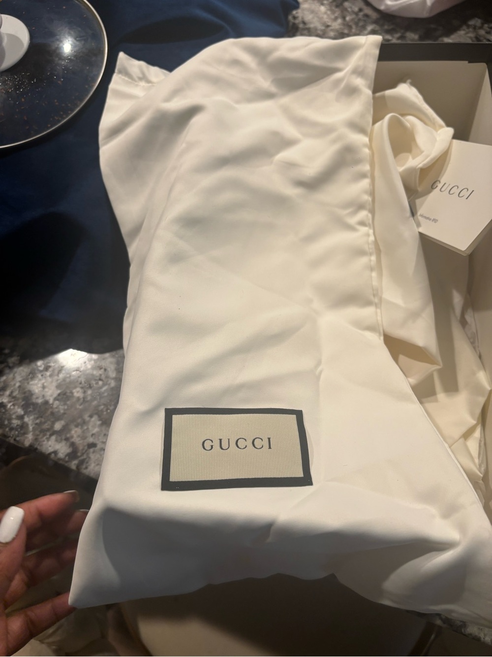 Gucci Pink Embossed Logo Slide Sandals - Picture 4 of 8